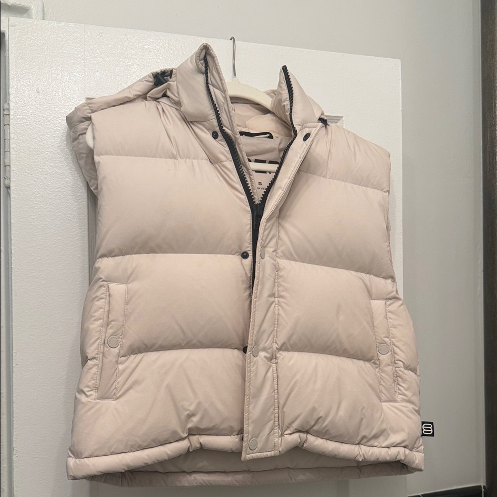 Super Puff Cream Vest - Shorty